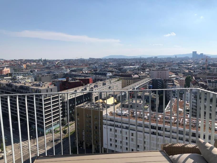 Stunning View Over Vienna In City Center Διαμέρισμα Εξωτερικό φωτογραφία